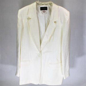 Requirements | White Blazer Office Wear